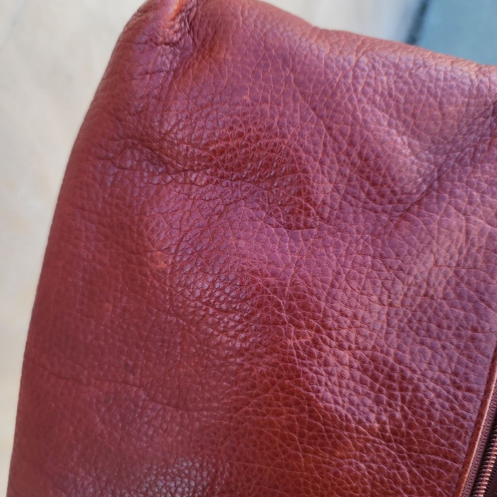 Levenger red crossbody leather purse - Picture 14 of 14